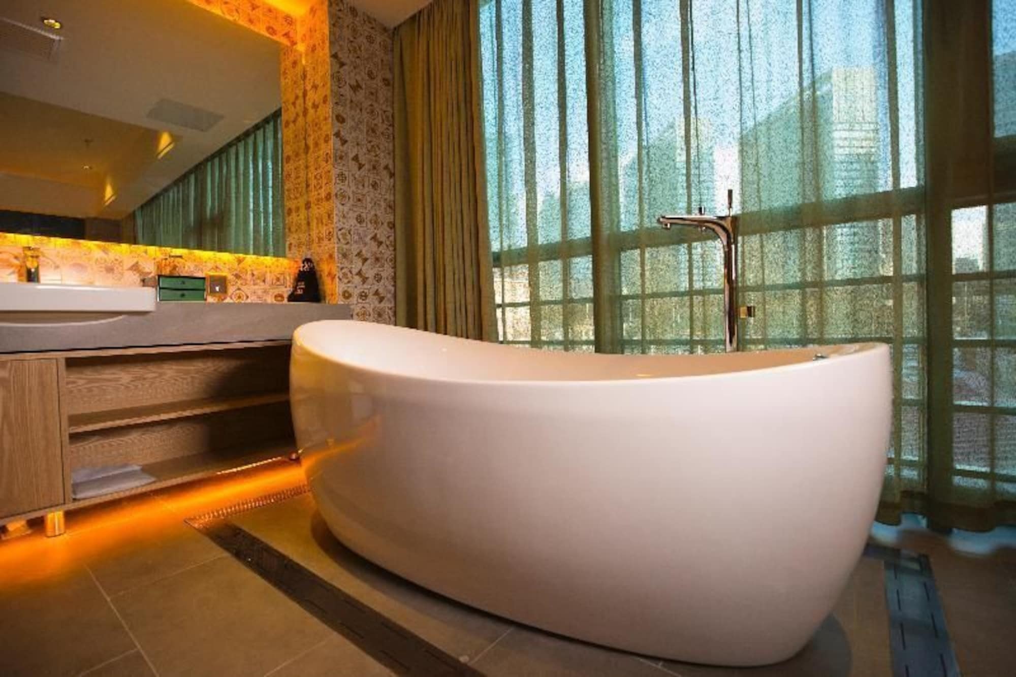 Qiu Guo Hotel Hua Mao Chaoyang  Dış mekan fotoğraf