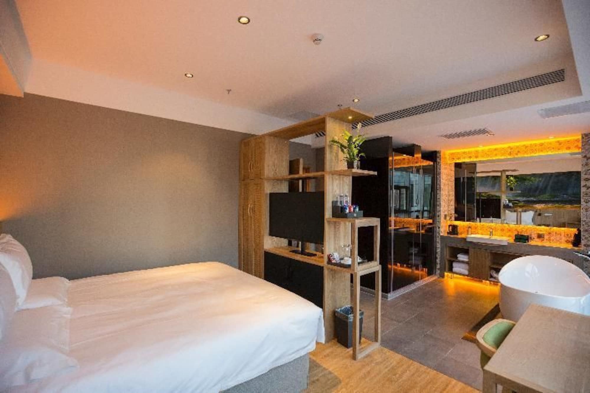 Qiu Guo Hotel Hua Mao Chaoyang  Dış mekan fotoğraf